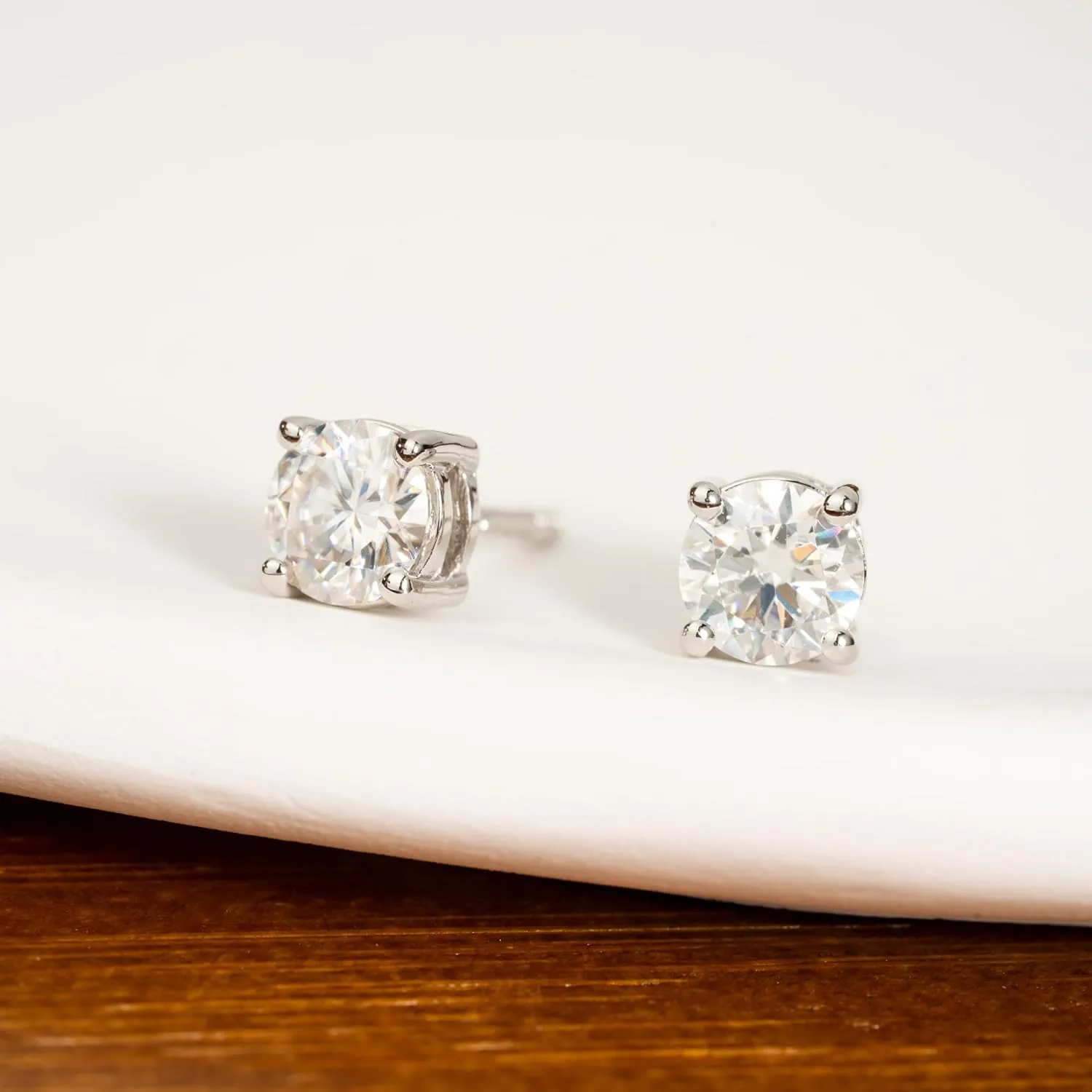 14K Gold Plated 925 Sterling Silver Moissanite Stud Flat Back Earrings for Women 0.06ct-2ct DF Color Brilliant Round Cut Jewelry Gifts