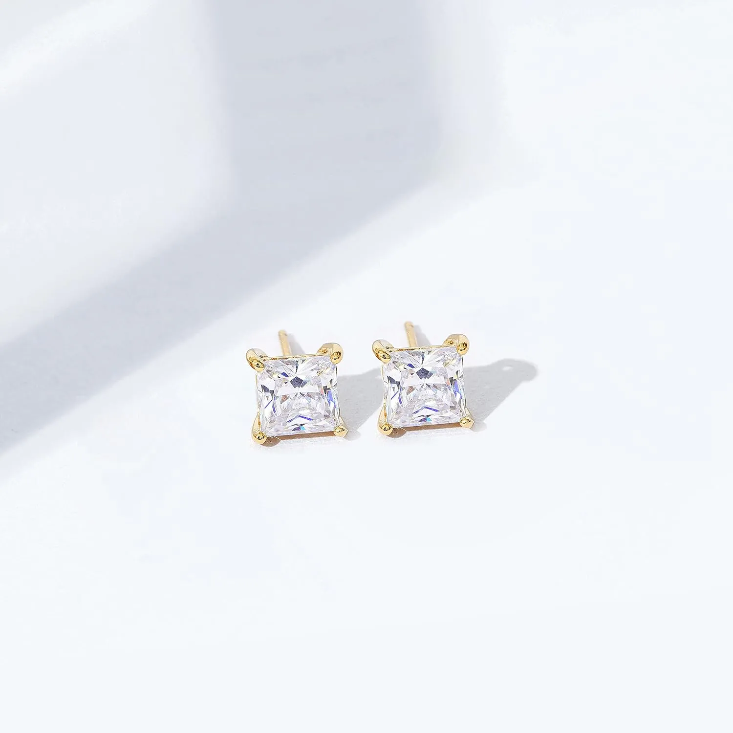 Amazon Essentials Plated Sterling Silver Stud Earrings set with Princess Brilliant Cut Infinite Elements Cubic Zirconia , (previously Amazon Collection)