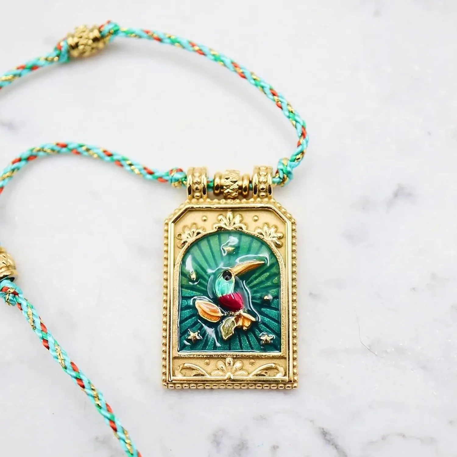 Artistic Retro Styles Tarot Card Pendant Necklace Fashionable Women's Necklace Featuring A Retro Tarot Card Pendant