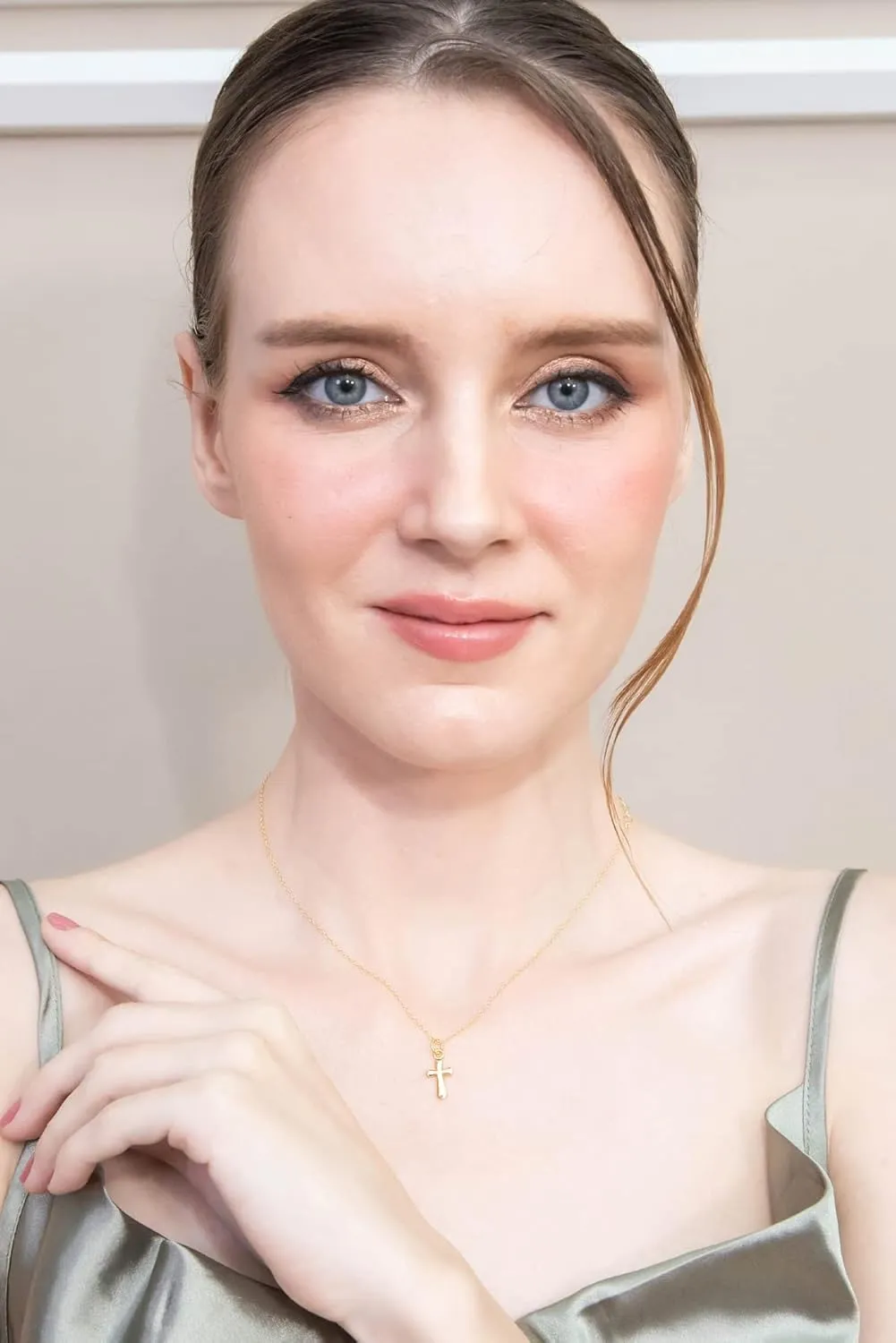 B. BRILLIANT Cross Necklace for Women Men, Layered Necklace, Short Minimalist Dainty Choker Charm Chain Necklace Sterling Silver, Gold or Rose Gold
