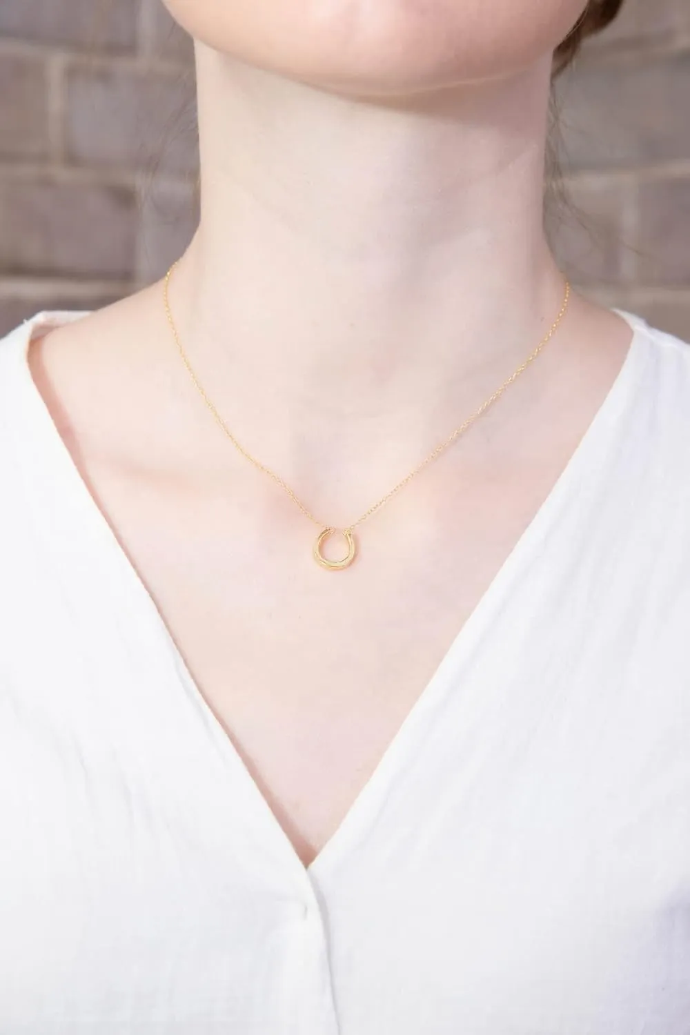 B. BRILLIANT Horseshoe Necklace for Women Men, Layered Necklace, Short Minimalist Dainty Choker Charm Chain Necklace Sterling Silver, Gold or Rose Gold