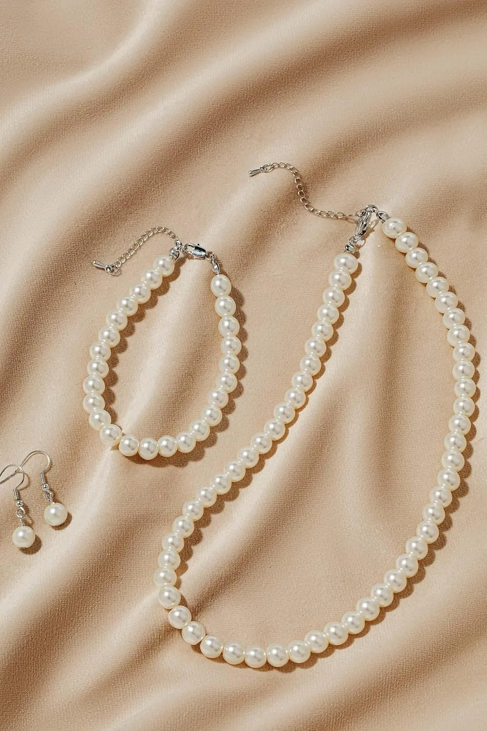 BABEYOND Pearl Necklace Earring Set - Faux Pearl Necklace for Women Costume Jewelry Bracelet Set for Brides