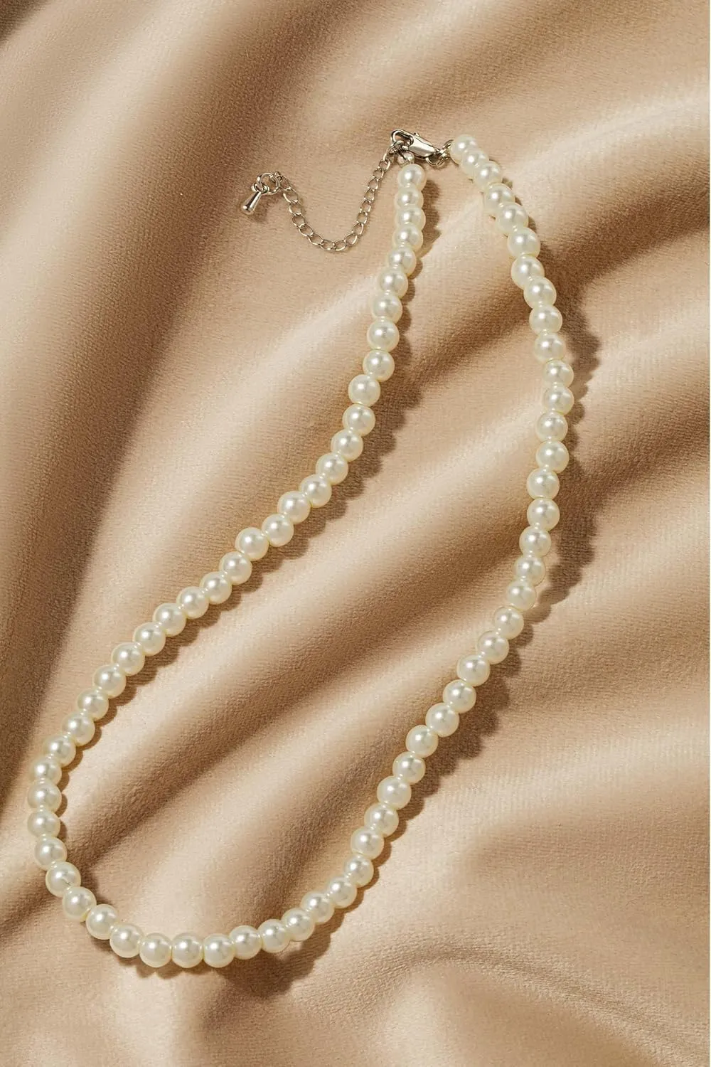 BABEYOND Round Imitation Pearl Necklace Wedding Pearl Necklace for Brides