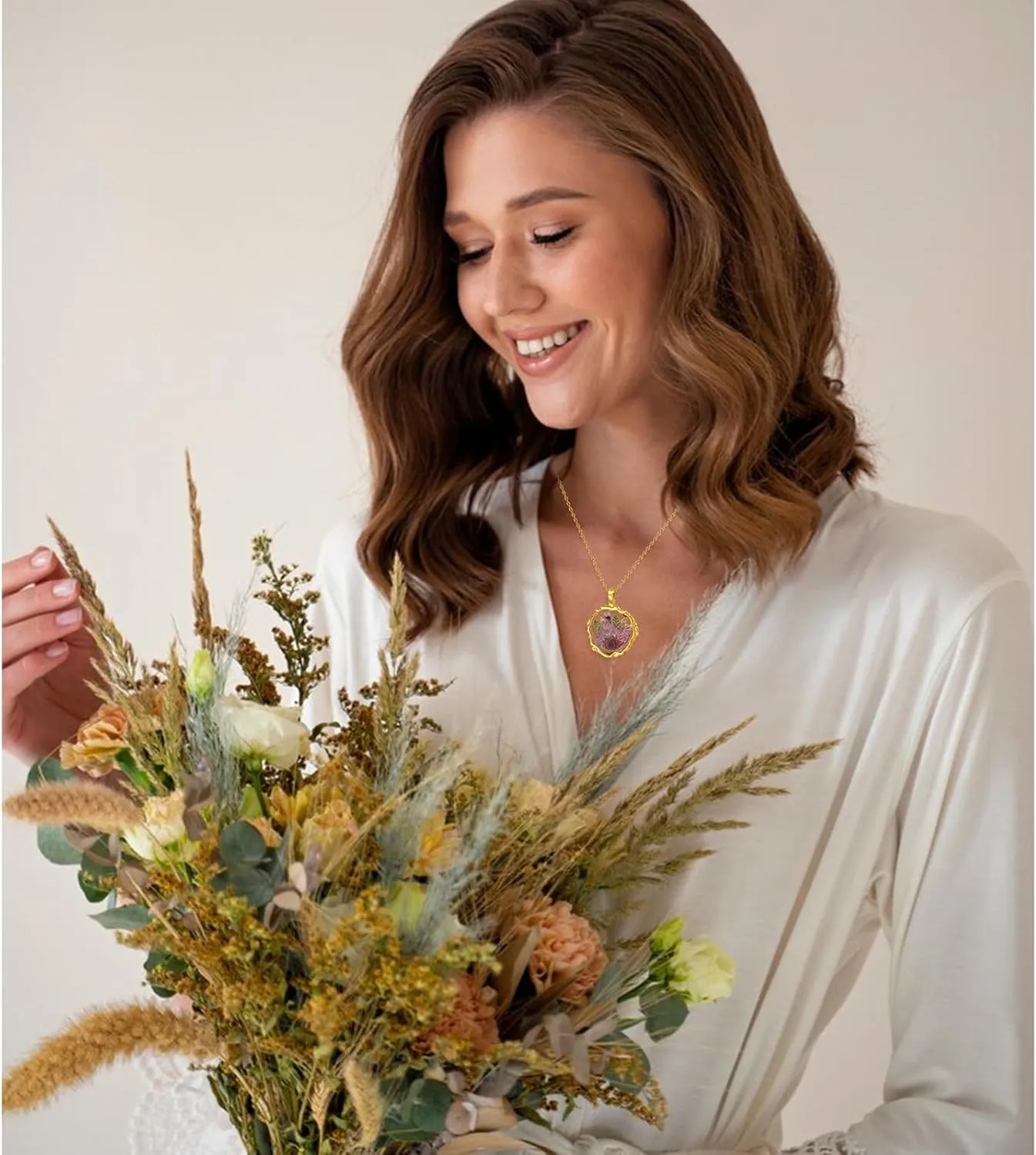 Birth Flower Necklaces for Women Gold Month Real Pressed Flora Necklace Handmade Boho Jewelry for Birthday Christmas Valentine's Day Lover Mother