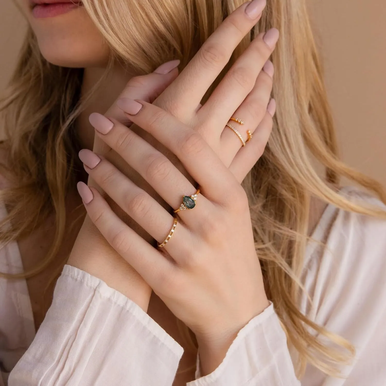 CAITLYNMINIMALIST Gemstone Ring 18K Gold Jade Agate Stackable Ring Dainty Statement Earthy Bohemian Lush Green Diamond Cubic Zirconia for Women Gift for Her