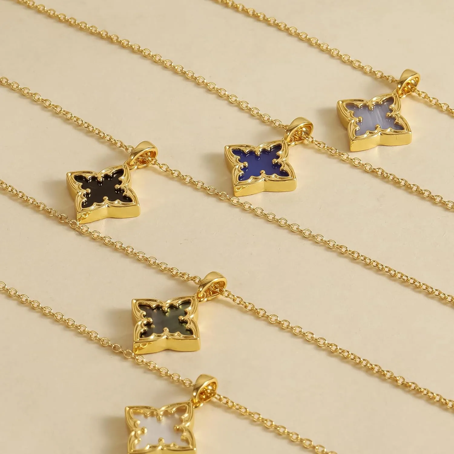 Clover Necklace for Women, 14K Gold Plated Adjustable Choker Chain, Dainty Lucky Charm Pendant Jewelry Gift