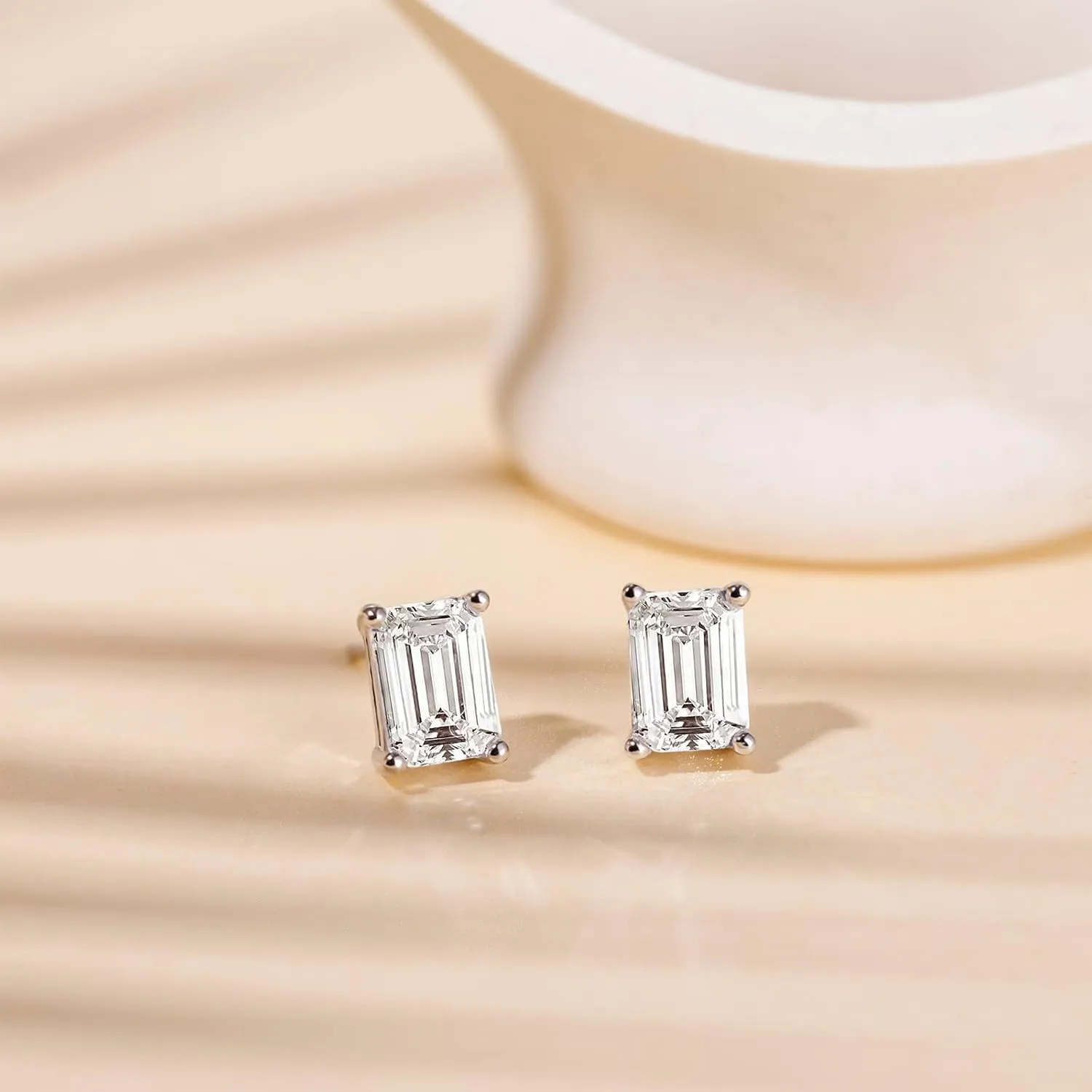 EAMTI 1 Carat 925 Sterling Silver Cubic Zirconia Stud Earrings for Women CZ Stud Small Cute Earrings Hypoallergenic