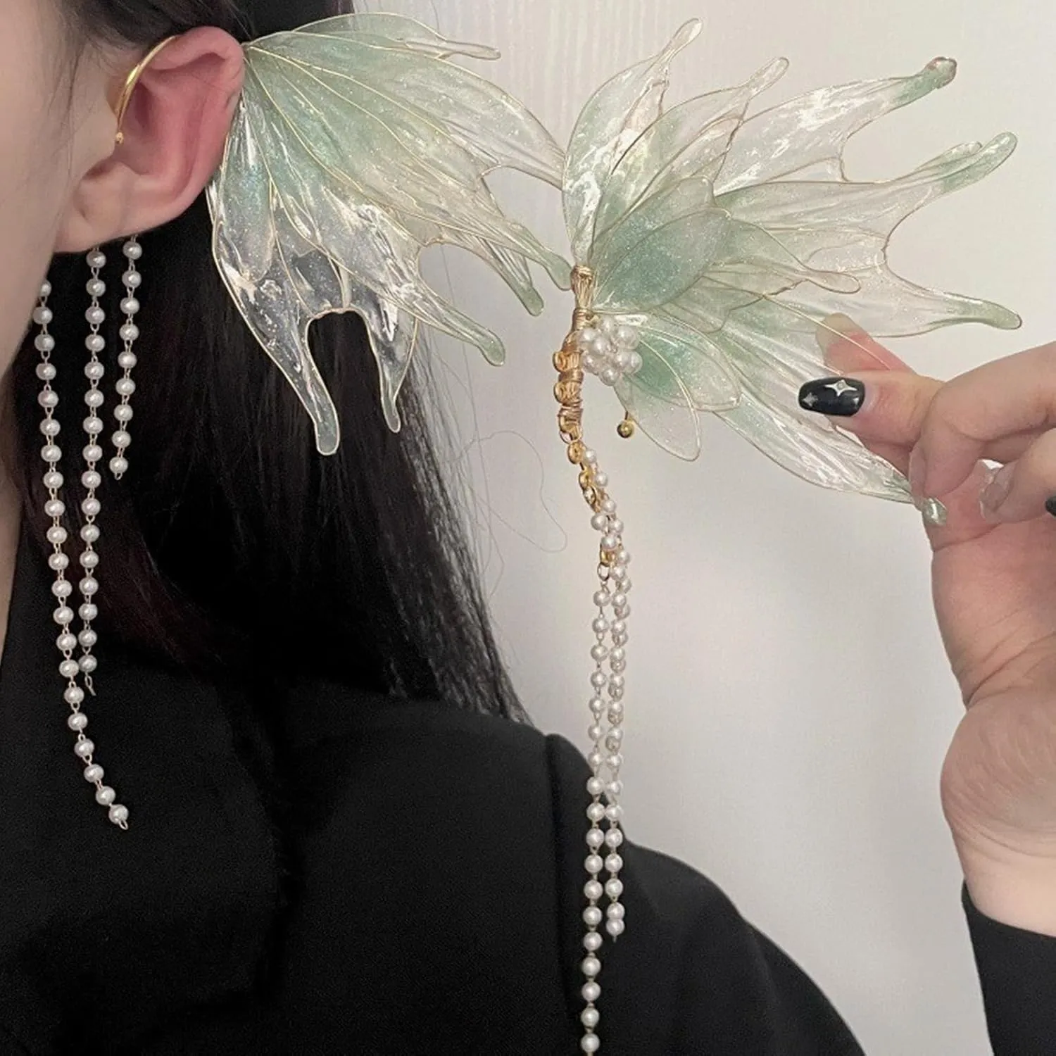 Fashion Elegant Ear Accessory Stylish Ear Jewelry Not Piercing Ear Cuff Uinque Earrings Suitable for Daily Party Wear