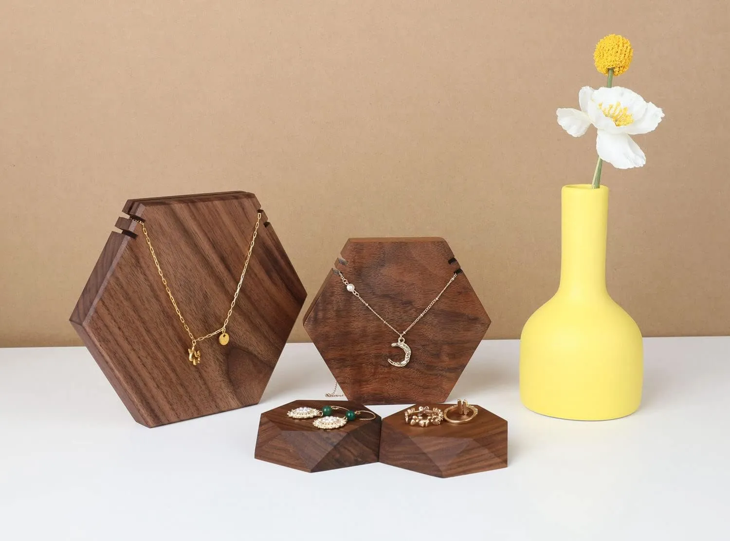 GemeShou Wood necklace holder stand, Retail hanging necklace organizer, Walnut necklace display stands for selling, jewelry stand necklace holderHexagon Necklace holder-Small