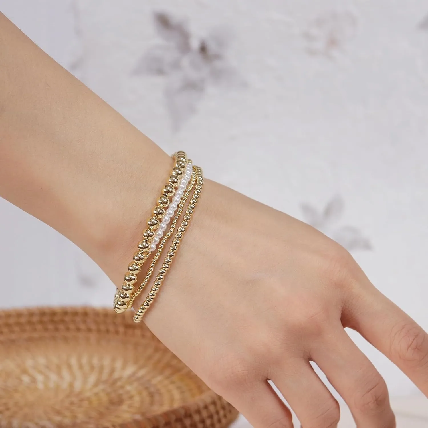 Gold Beaded Stretch Stack Bracelets Set for Women, Trendy Stackable Agate Gemstone Bead Elastic Friendship Bracelet Summer Fashion Jewelry Couple Gift