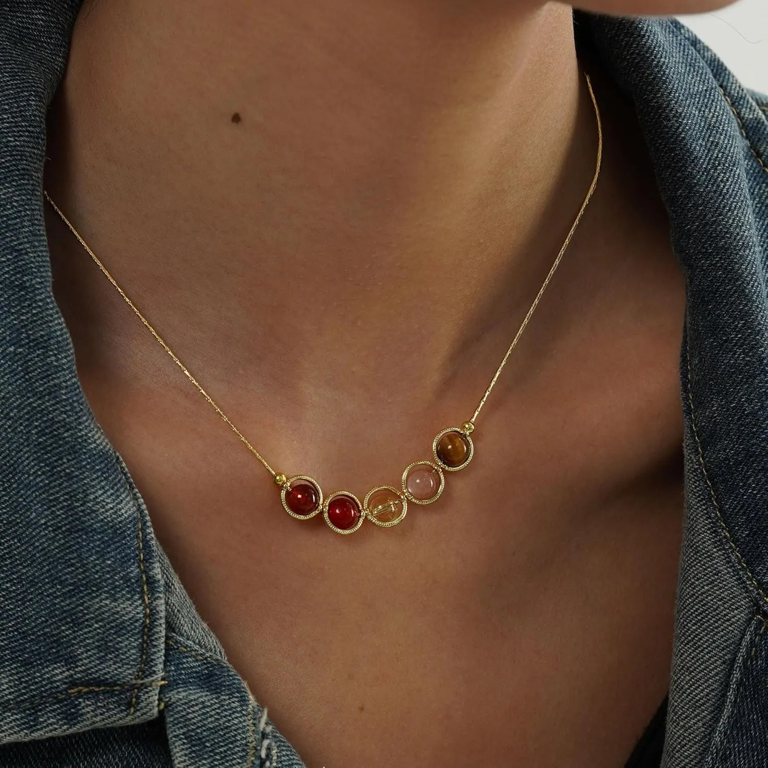 Gold Leo Zodiac Necklace for Women Birthday Gifts Healing Stone Necklace Crystal Beaded Necklace Leo Zodiac Gifts Sunstone Tiger Eye Bead Necklace for Women Girlfriend Her