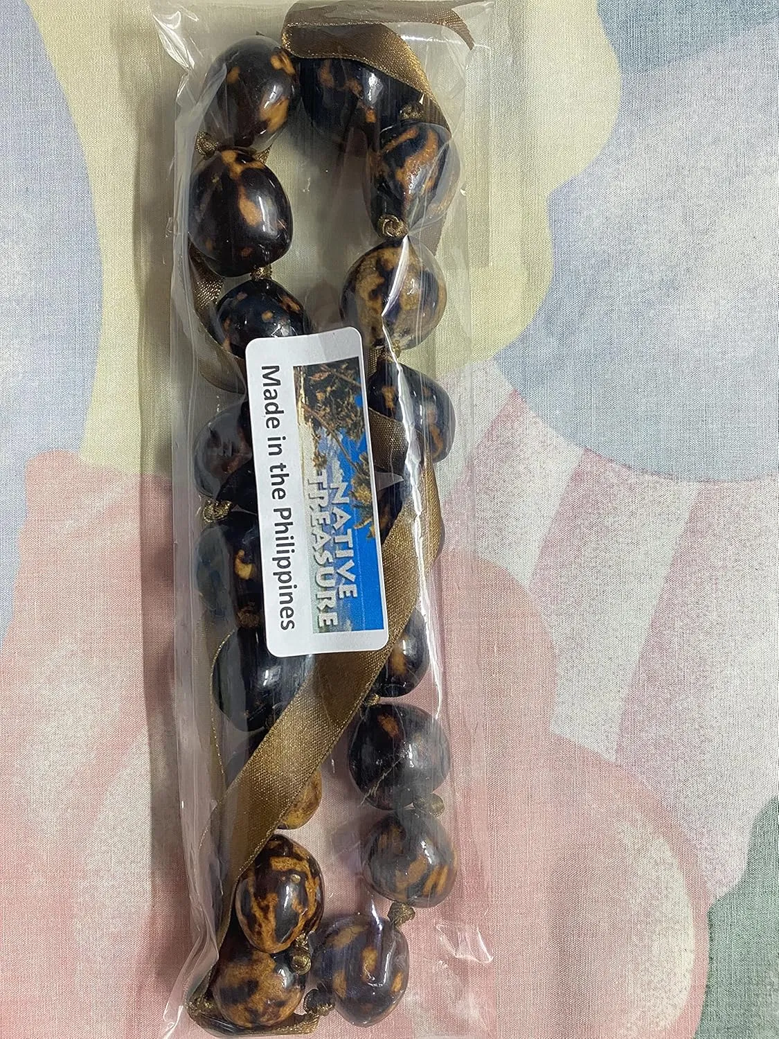 Mens and Womens Mixed Black and Brown Kukui Nut Tropical Necklace from the Philippines (Natural Colors May Vary)