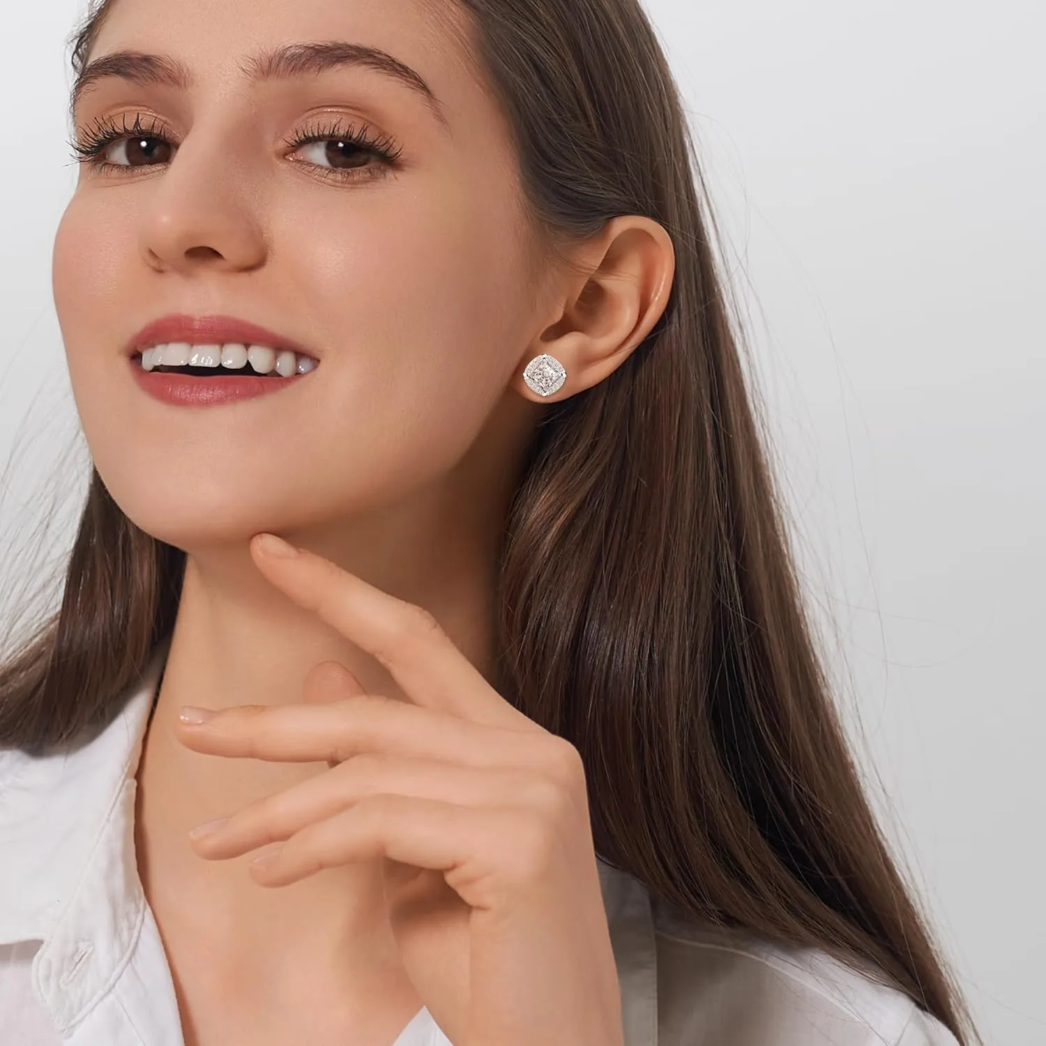 New Princess Cut Moissanite Stud Earrings for Men & Women, 18K White Gold Plated Sterling Silver, D Color VVS1 Lab-Created Moissanite, Brilliant Hypoallergenic Jewelry Gift