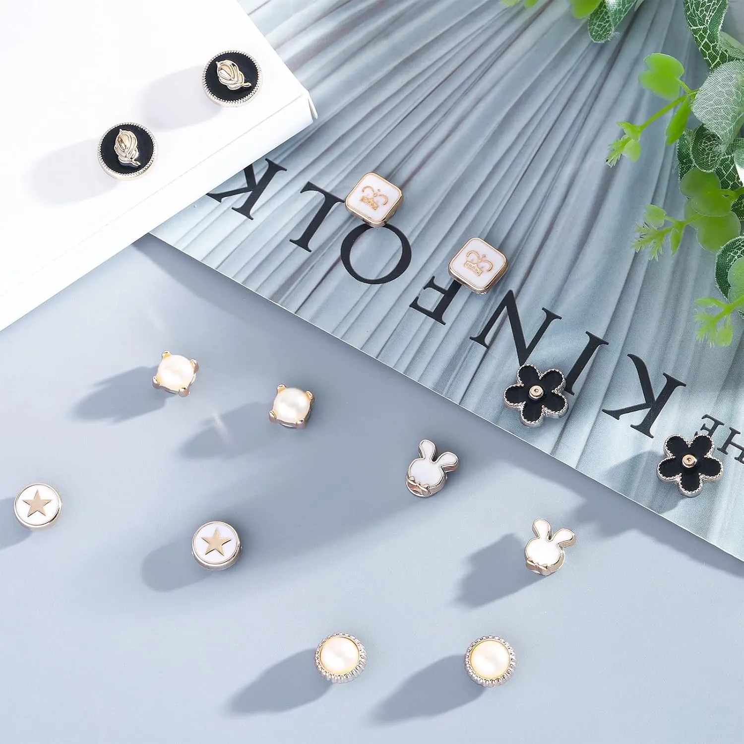 NEWITIN 15 Pairs Magnetic Stud Earrings for Women Clip on Earring Magnet Studs Inlaid Cubic Zirconia Pearl Stud Earring Fashion Non Piercing Magnetic Earrings for Women