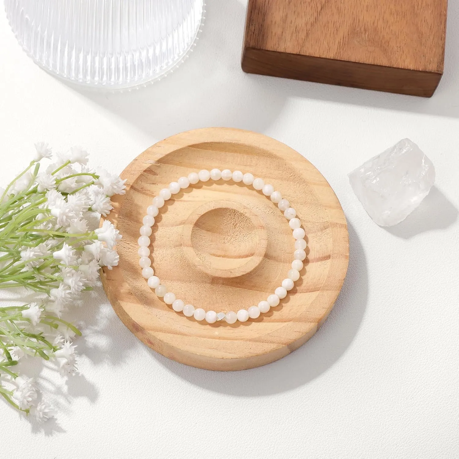 Raicegs 4 6 8MM Beaded Bracelets Healing Crystal Bracelet for Women Men Natural Stone Handmade Stretch Bracelet Reiki Spiritual Jewelry