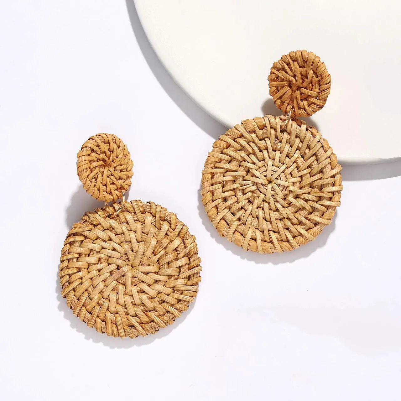 Rattan Woven Dangling Earrings Handmade Straw Dangle Drop Earrings Boho Summer Beach Statement Circle Ball Hoop Earrings for Women