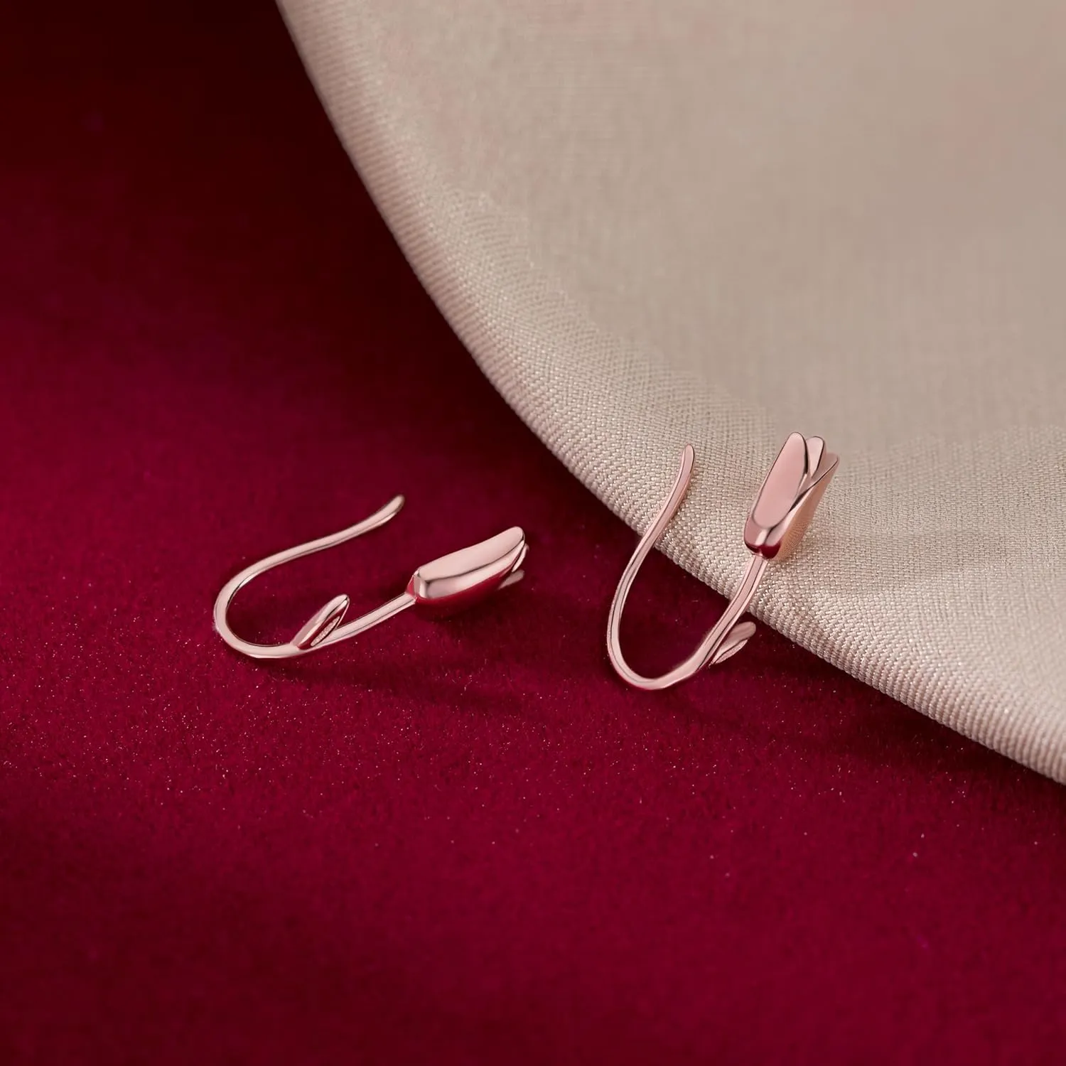 Reffeer Solid 925 Sterling Silver Flower Crawler Cuff Earrings Wraps for Women Teens Tulip Flower Wrap Earrings