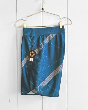 The Mkua Boardshorts | Mens Quick-Drying Durable Surf Shorts Made from Regenerated Ocean Waste | NKII  PAA