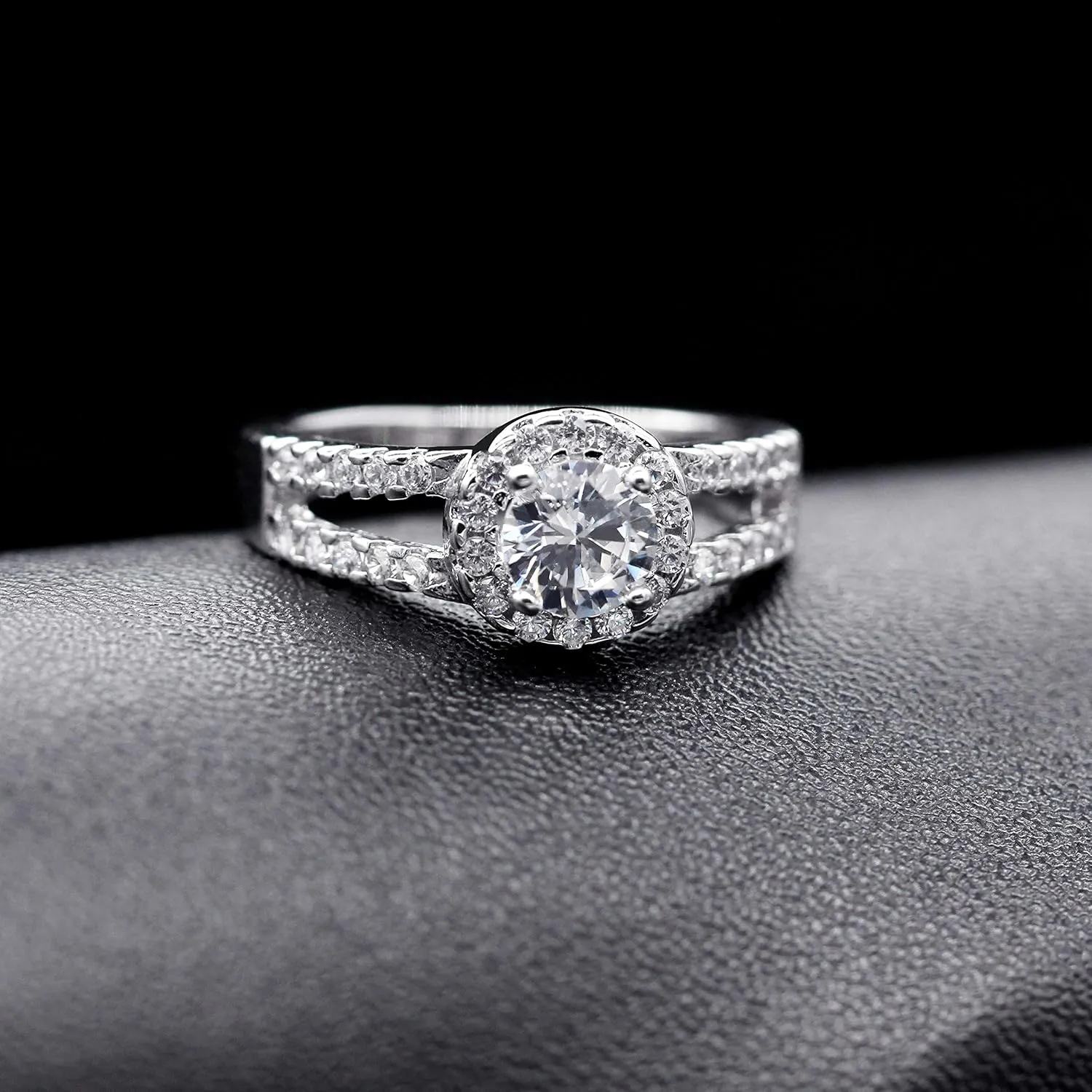 Uloveido Women Round Brilliant Cubic Zirconia 2-Row Split Shank Anniversary Ring Silver Color Unique Bridal Jewelry J510