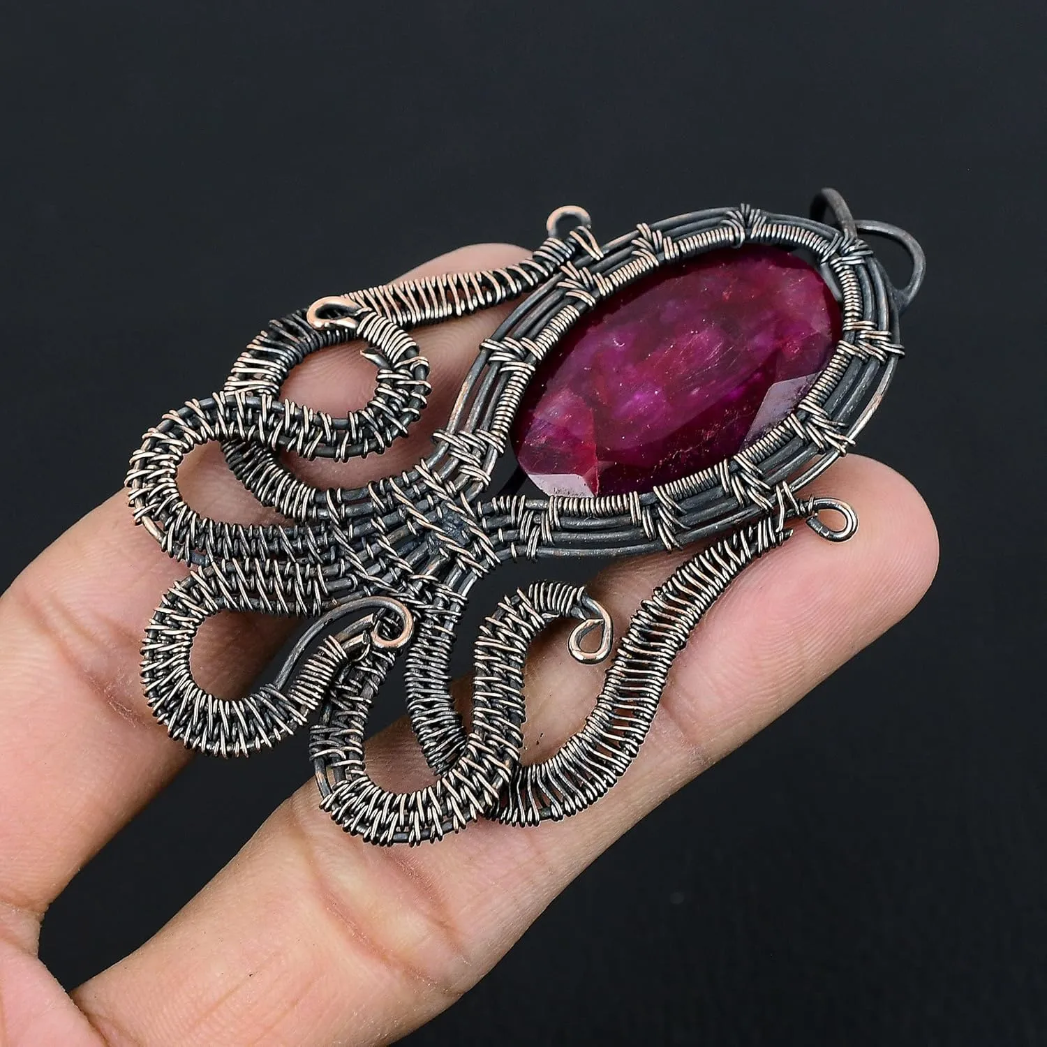 Unleash Your Inner Mermaid with Our Copper Wire Handmade Octopus-Shaped Labradorite Pendant Necklace - 20" Chain Length