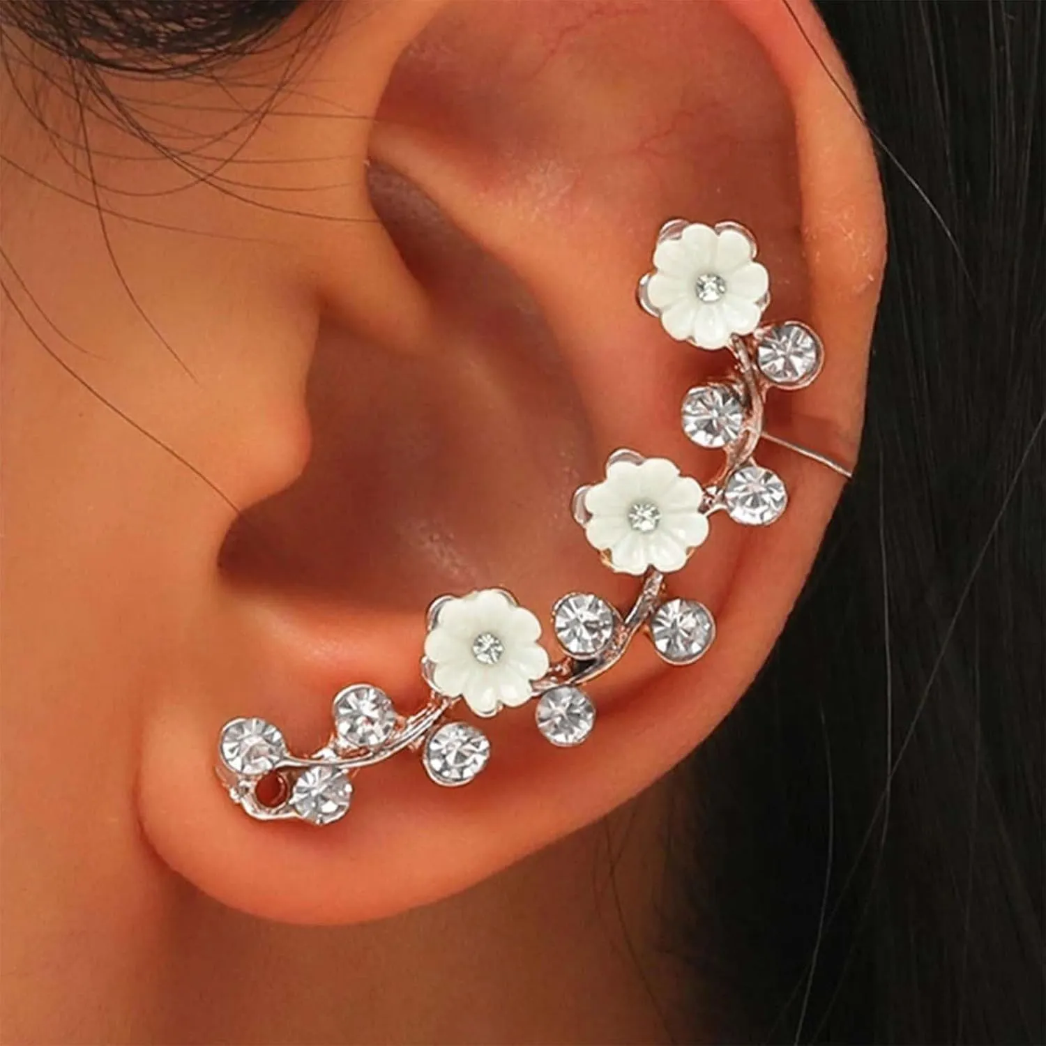 Vintage Crystal Flower Ear Cuff Earrings Gold Rhinestone Crawler Cuff Earrings Punk Cz Cartilage Climber Earrings Long Cz Flower Clip on Earrings Jewelry for Women