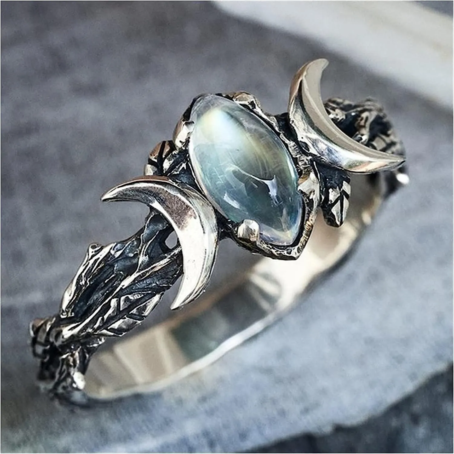 Vintage Women Bohemian Triple Moon Phase Ring Natural Moonstone Moon Ring Engagement Party Wedding Jewelry Rings Anillos